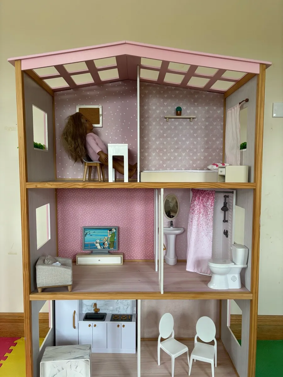 Our Generation sweet home dollhouse - Image 3