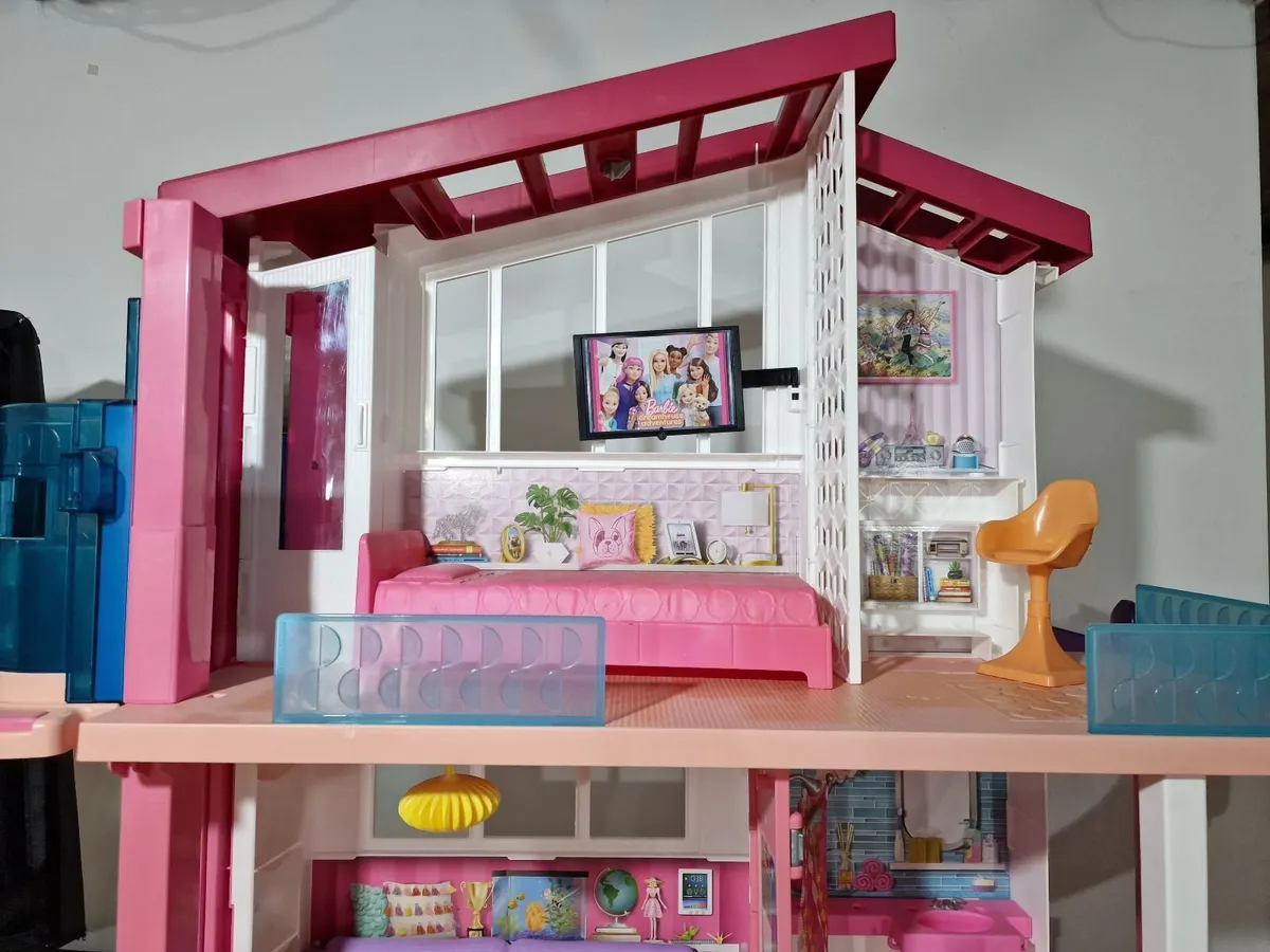 Barbie Dreamhouse Doll House - Image 4
