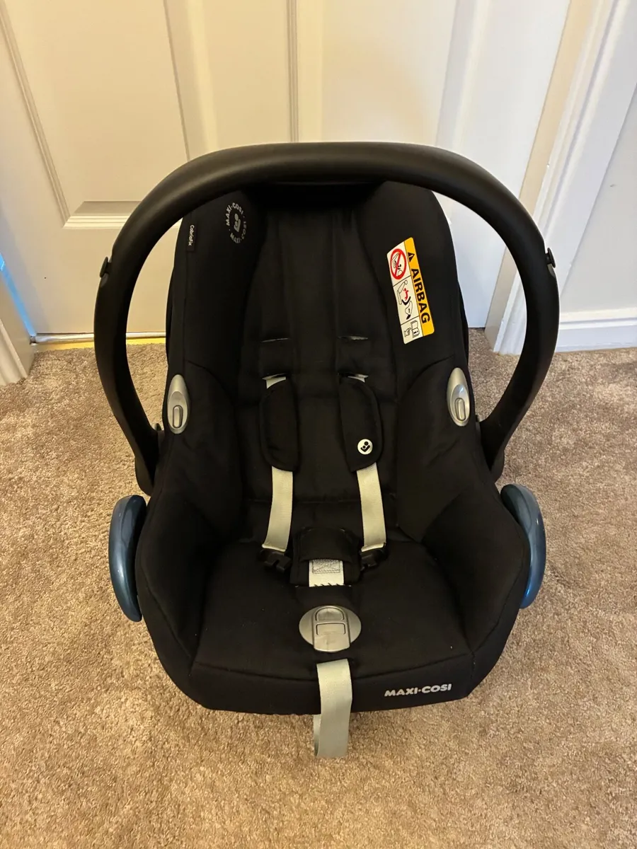 MaxiCosy Cabrio Fix Seat - Image 4