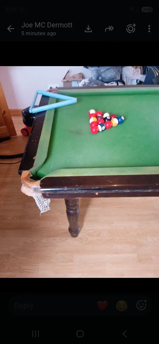 Pool table - Image 1