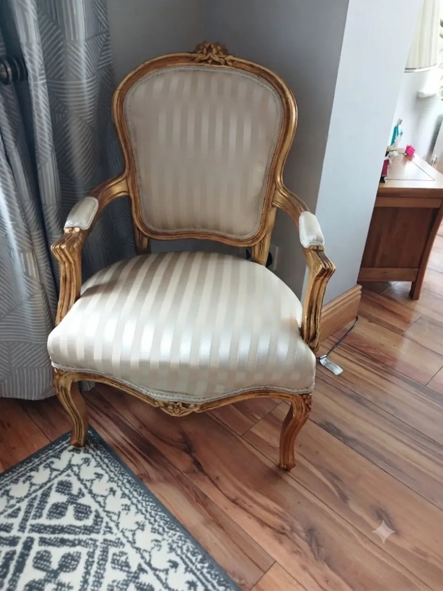 Vintage / antique gilded chair - Image 1
