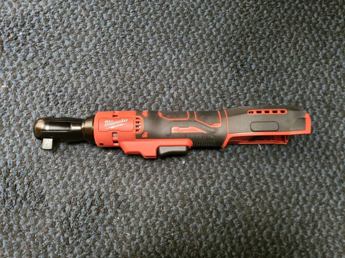 Milwaukee 1/2" Ratchet |Body Only| - Image 2