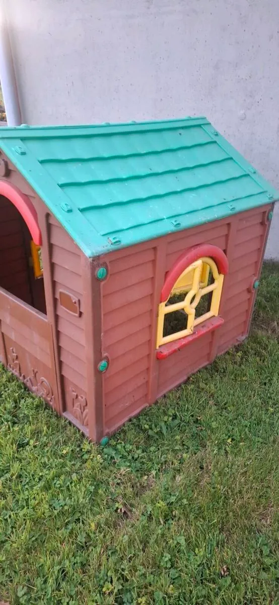 Outdoor kids house - Image 2