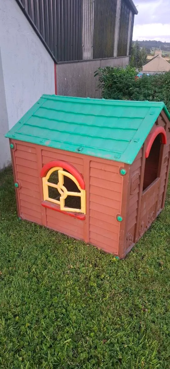 Outdoor kids house - Image 4
