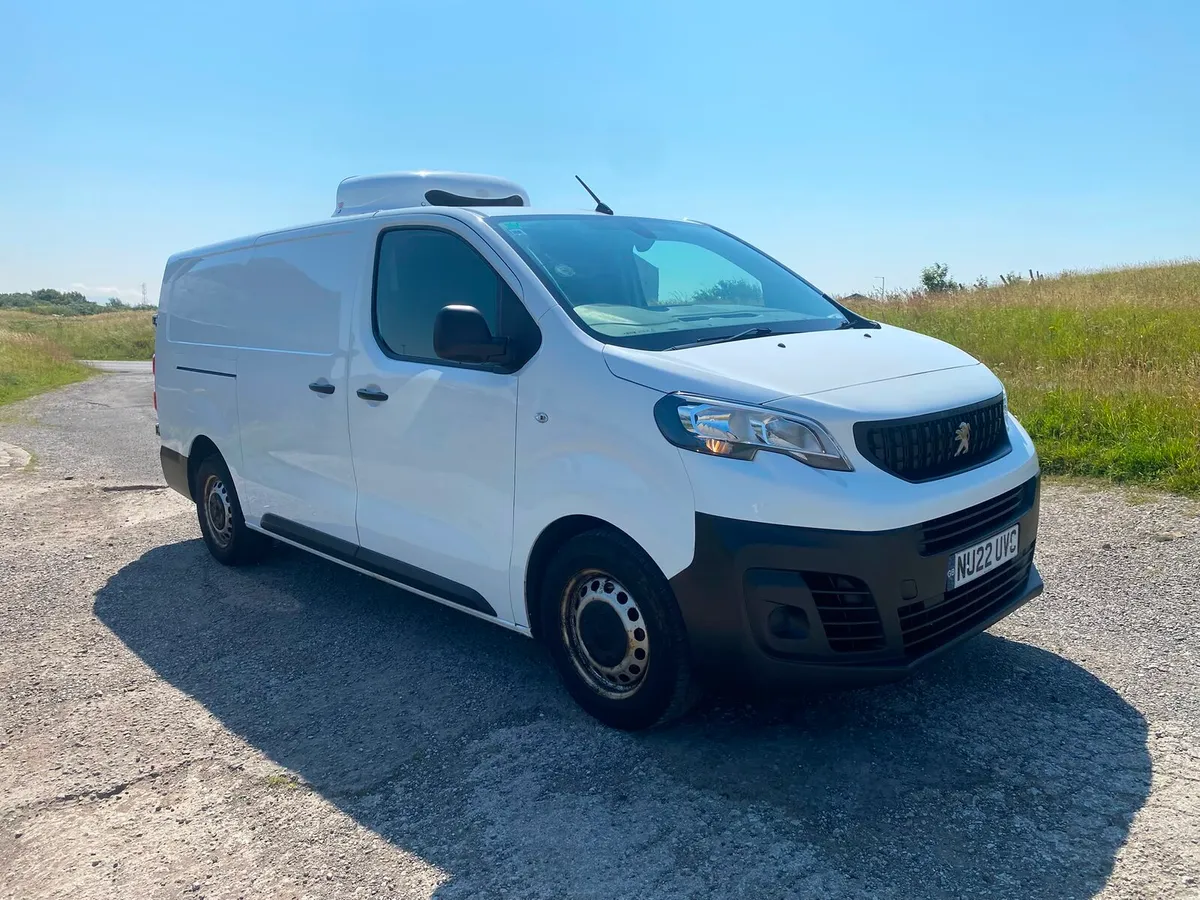2022 peugeot export l2 2.0 hdi chiller van - Image 3