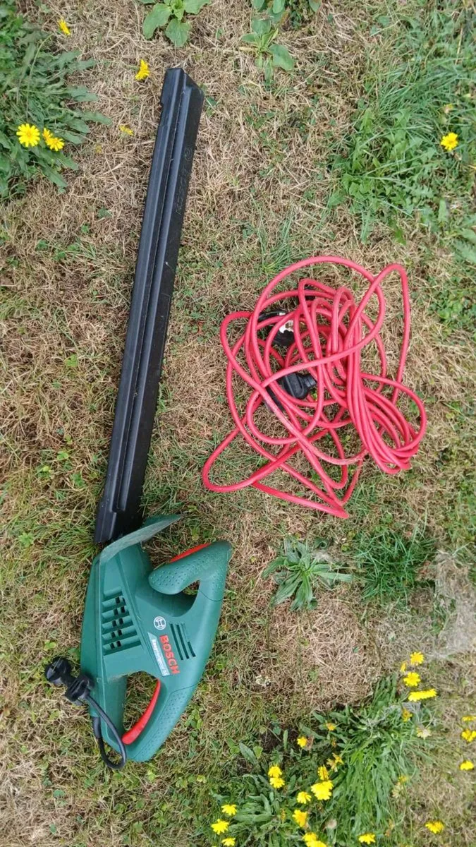 Bosch Hedge Trimmer. - Image 2