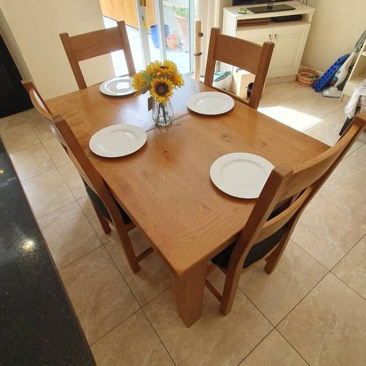 Oak table - Image 1