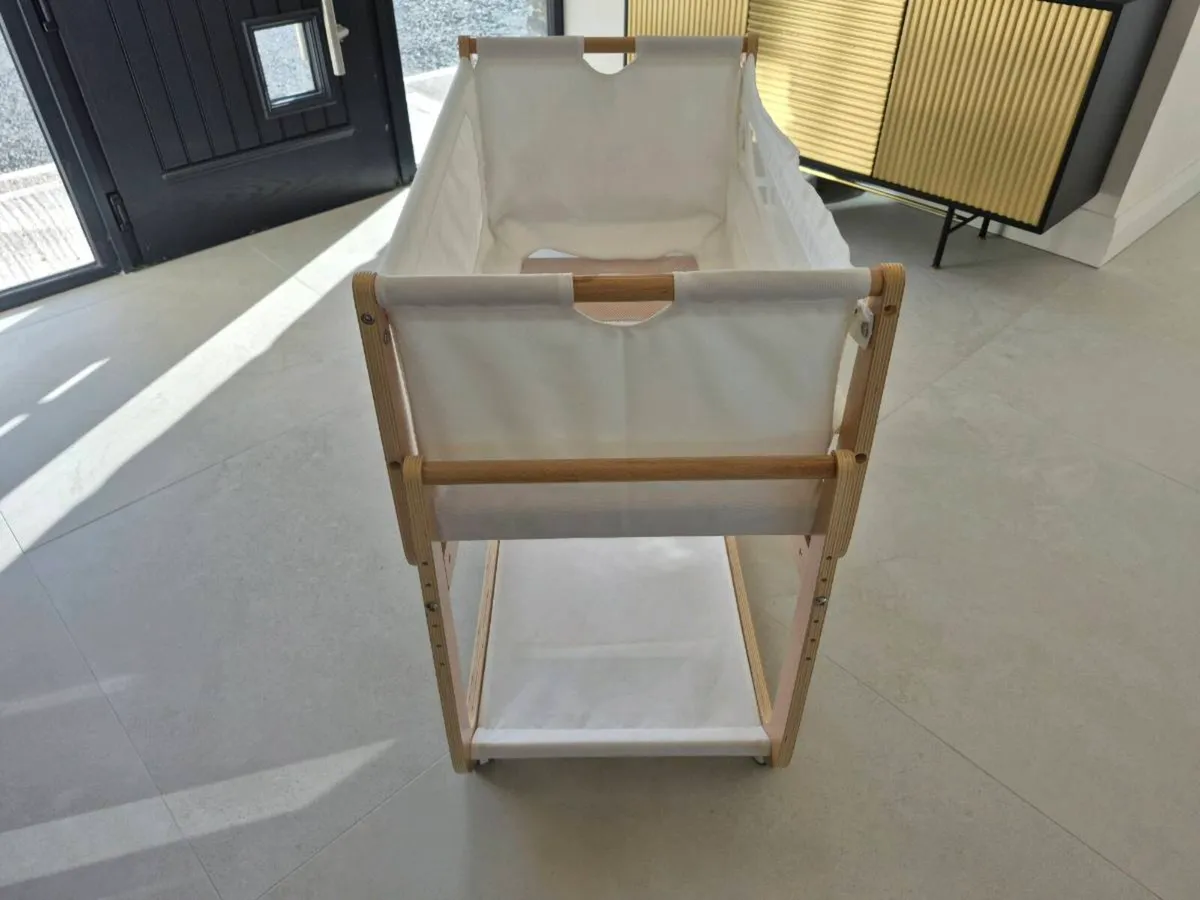 SnuzPod 5 crib - Image 4