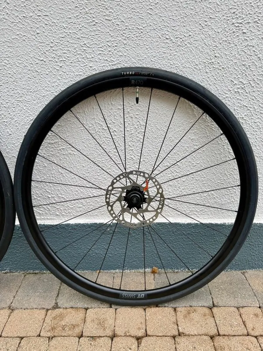NEW Disc Wheelset (Road) + tyres, rotors, cassette - Image 2