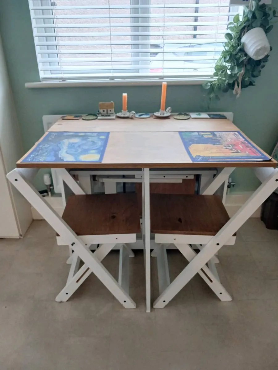 Dining table - Image 2