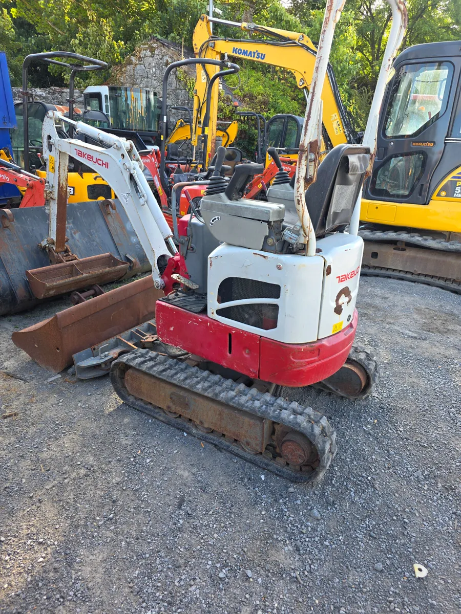 Takeuchi  tb 210 R - Image 1