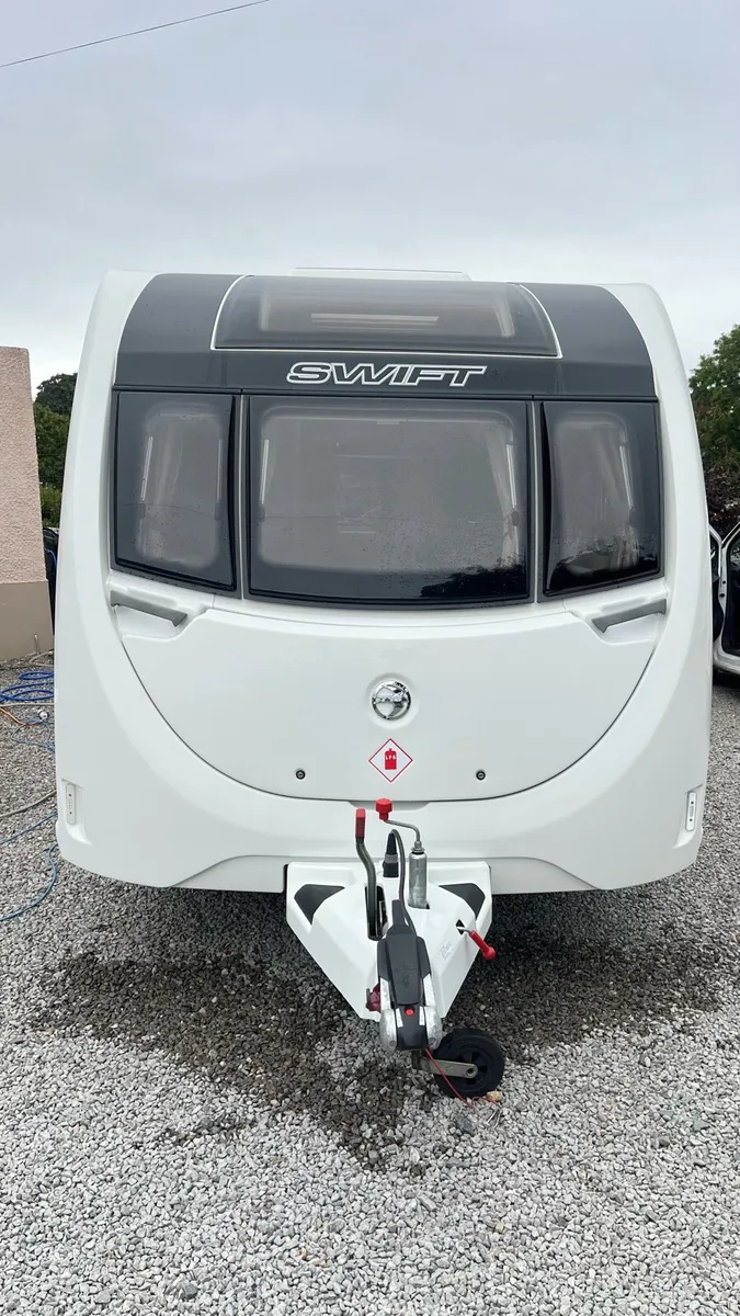 2021 SWIFT MAJOR 6 BERTH - Image 1