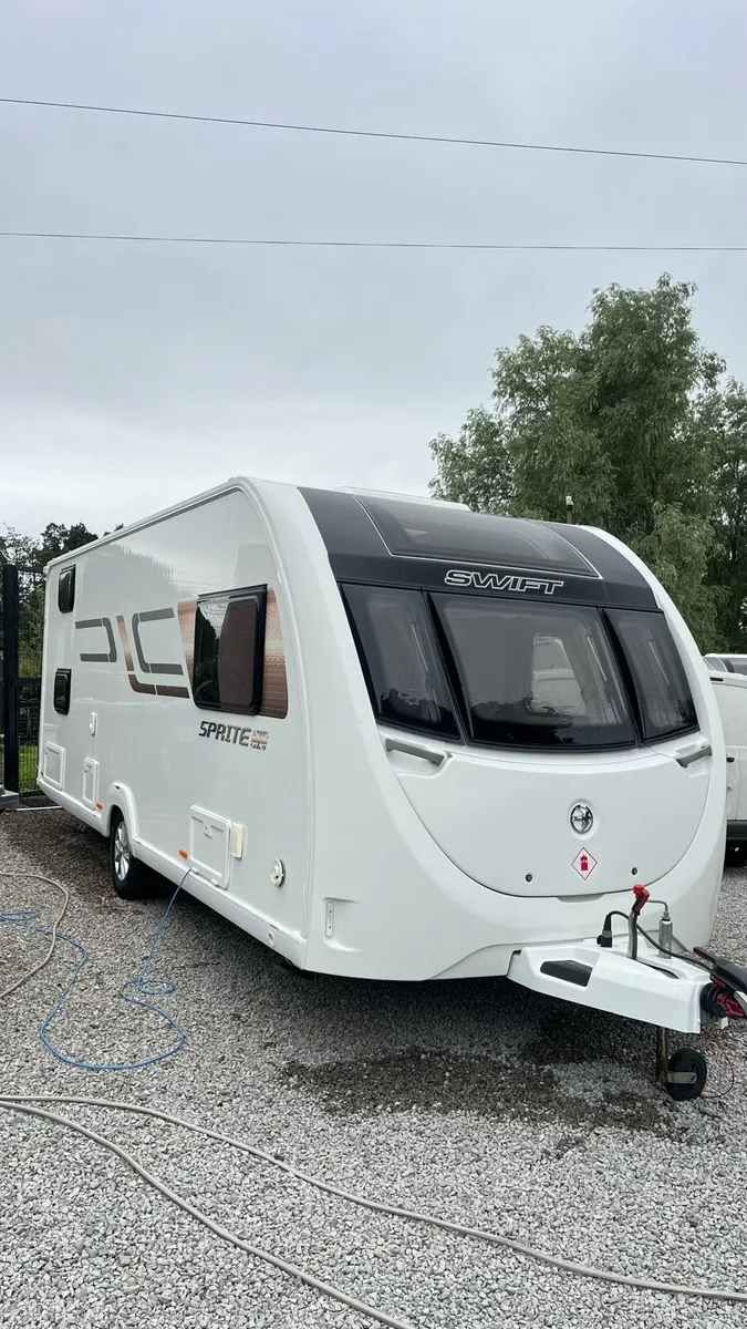 2021 SWIFT MAJOR 6 BERTH - Image 2