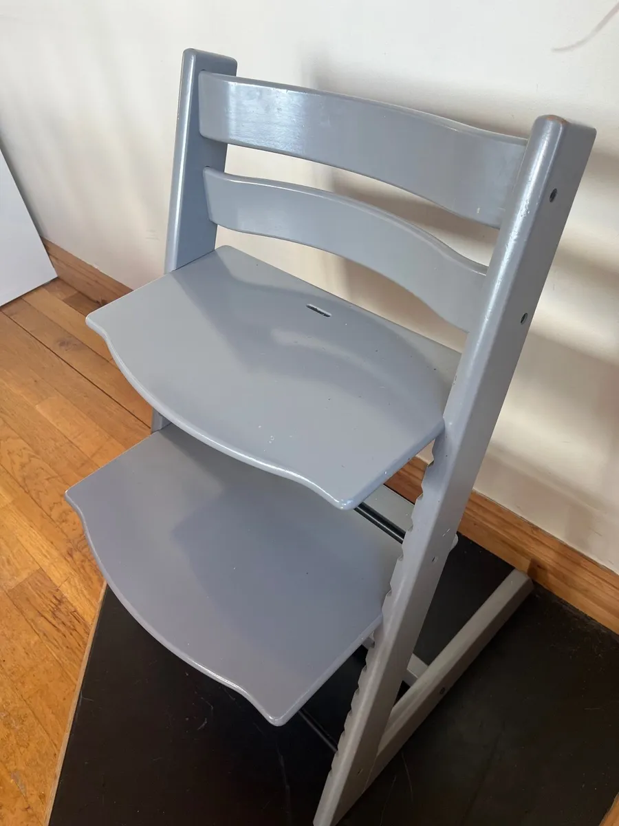 Tripp trapp high chair - Image 1