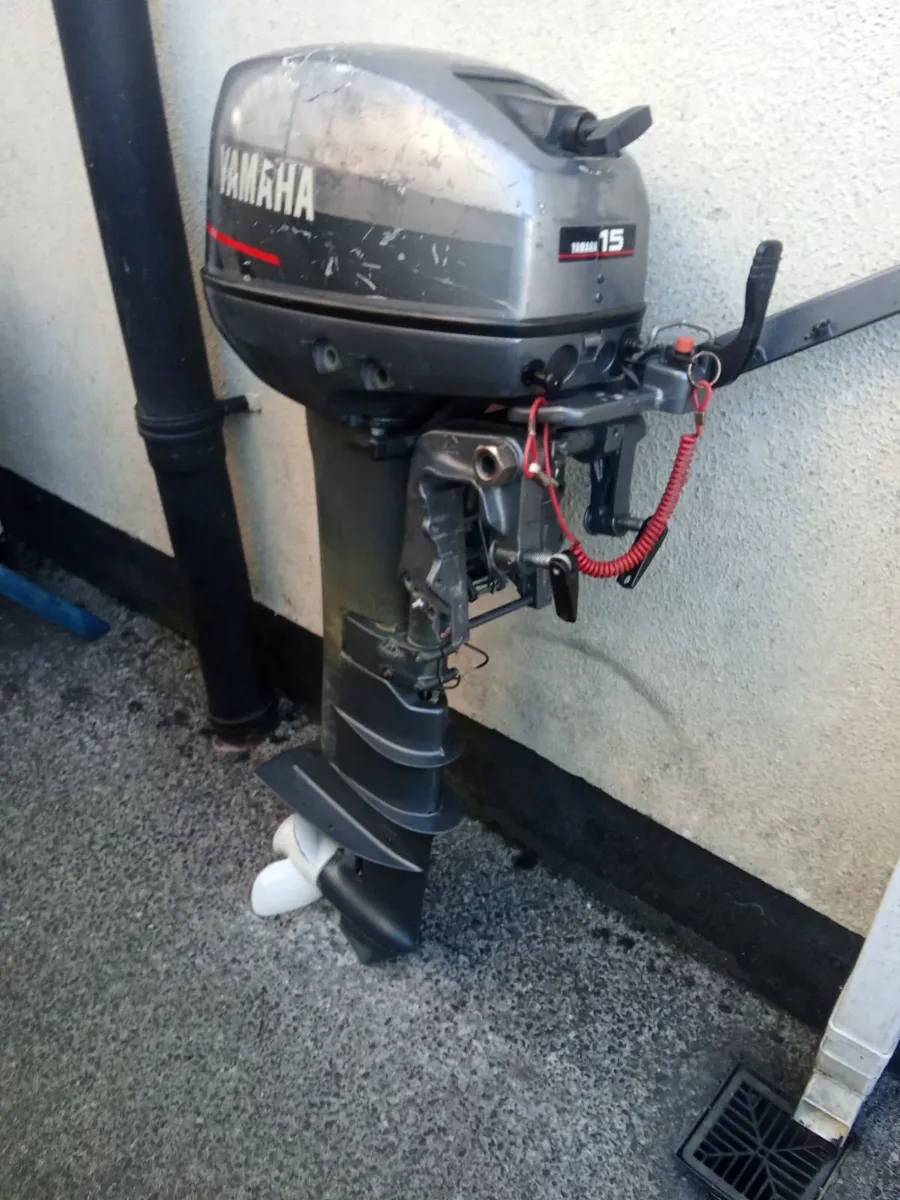 2-stroke outboard YAMAHA+15 hp - Image 2