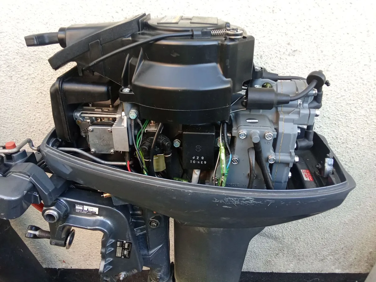 2-stroke outboard YAMAHA+15 hp - Image 4