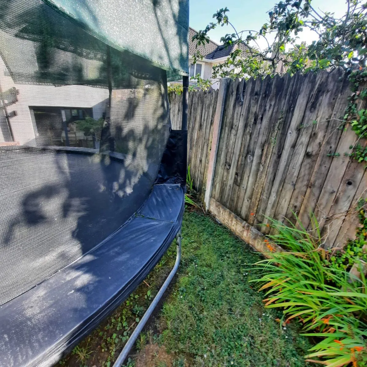 Trampoline FREE to take away - Image 4