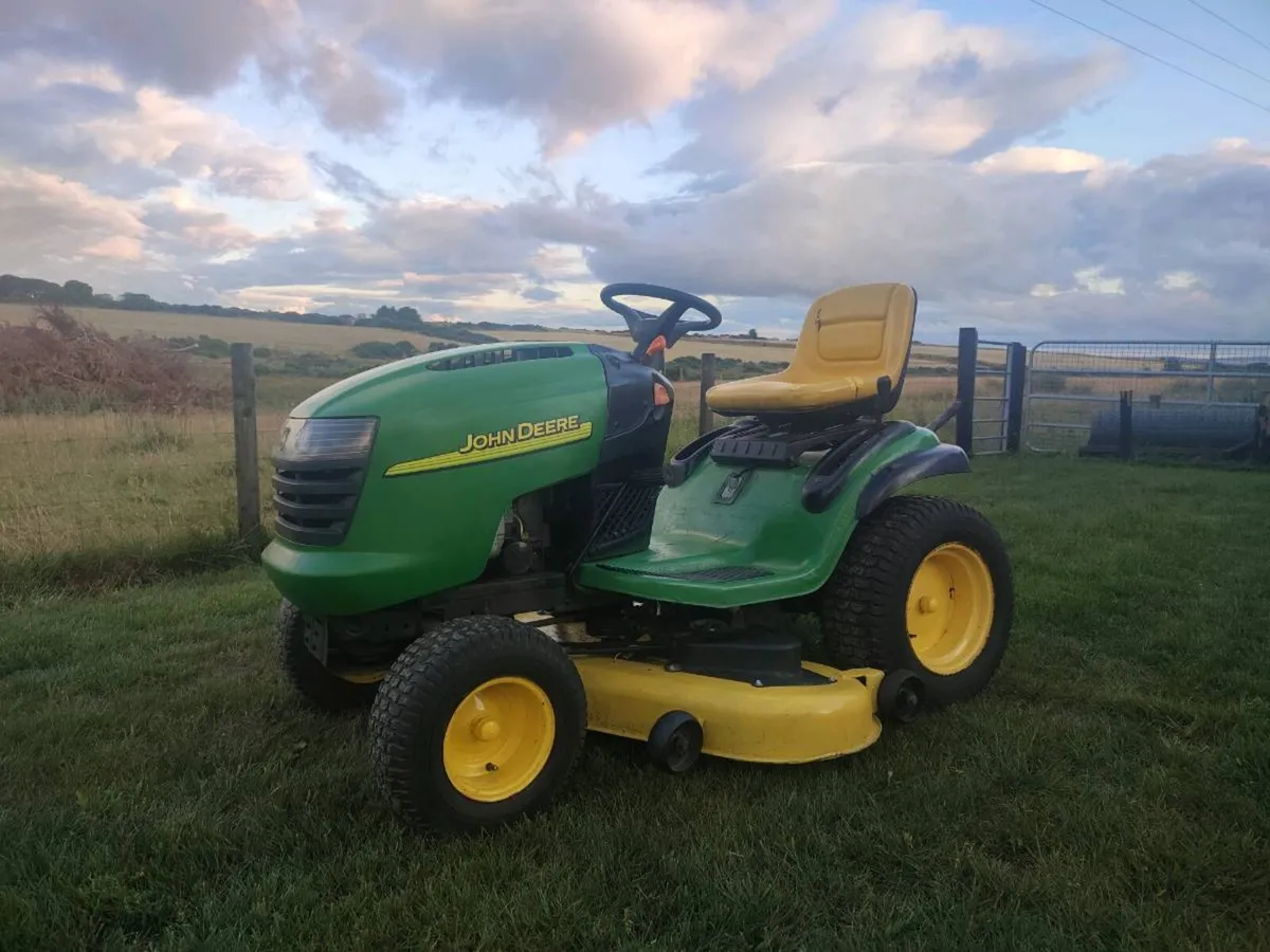 John Deere Ride on mower - Image 3