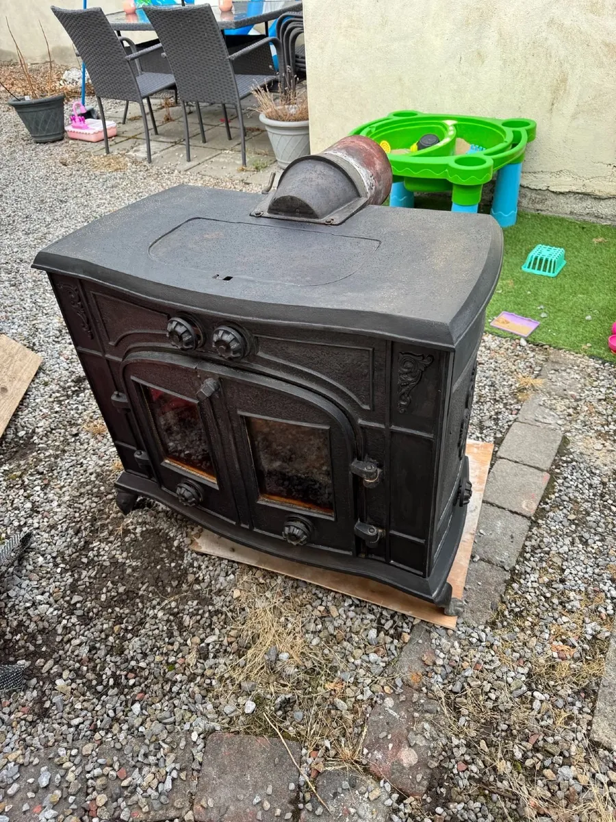 Solid Fuel Stove - Image 1