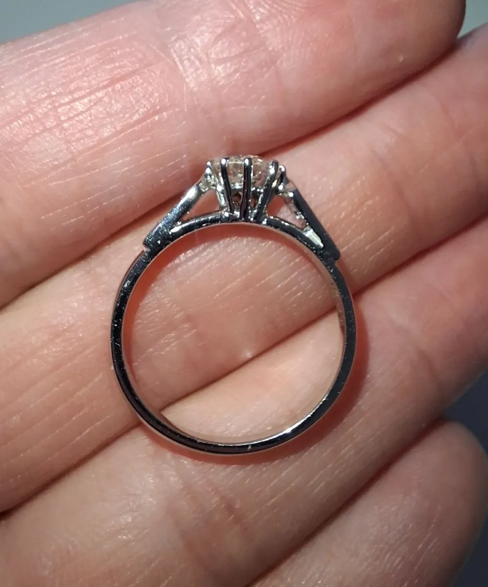 18ct White Gold 0.50ct Diamond Engagement - Image 4