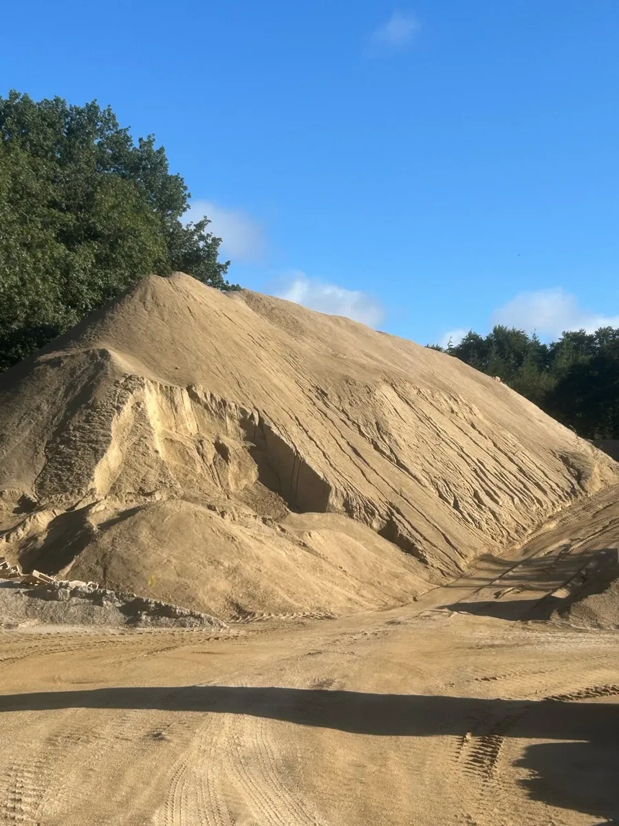 Quartzite Quarry Dust - Image 1