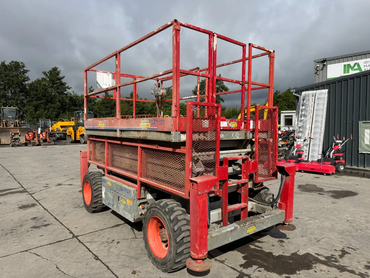 2003 SKYJACK SJ7127 RT DIESEL SCISSORS LIFT - Image 4