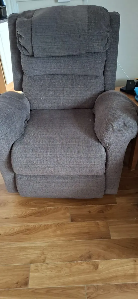 Tip and Tilt Chair - Image 1