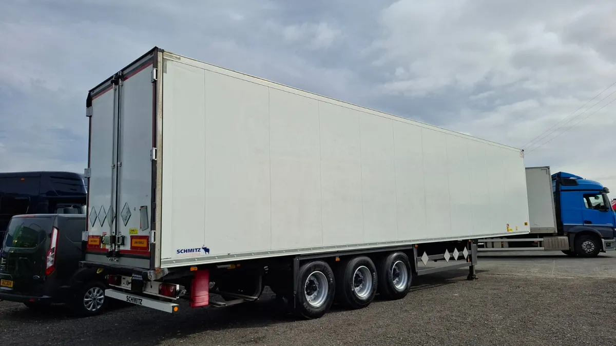 2016 Schmitz Fridge Trailer Twin Evap Split Door - Image 4