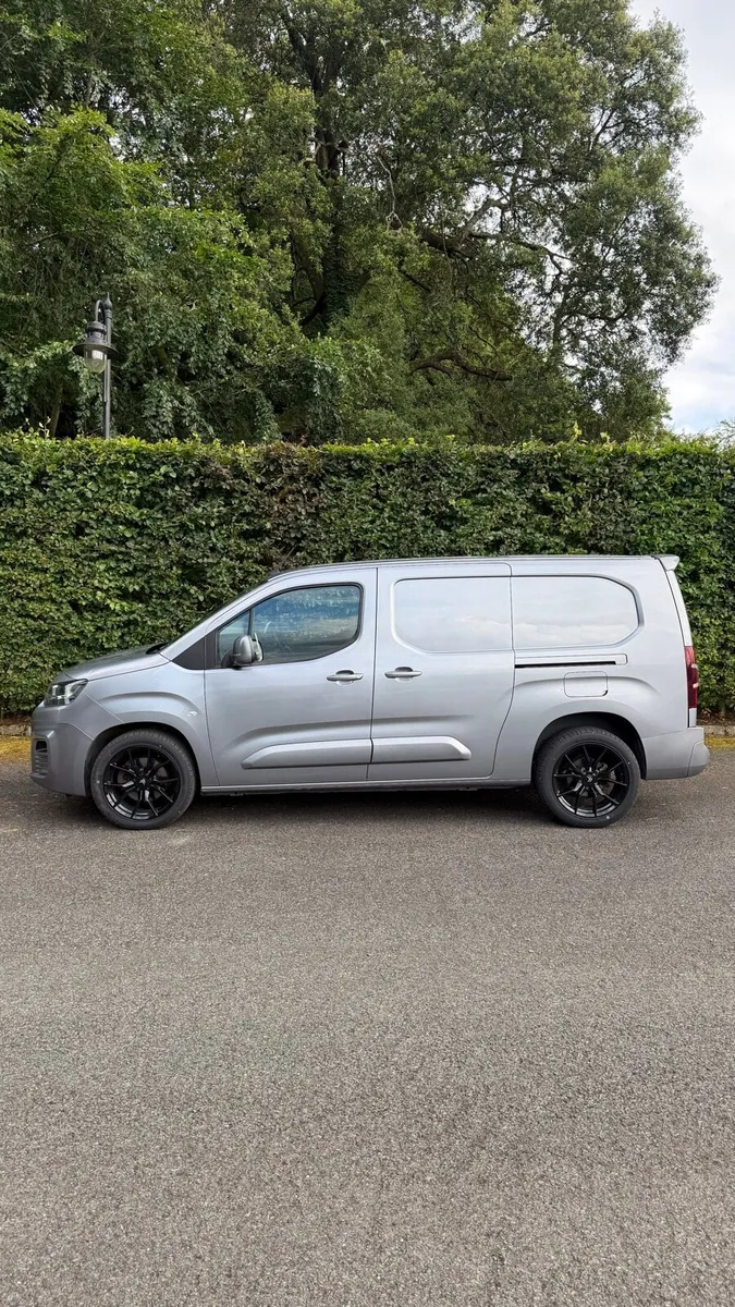 2019 Citroen Berlingo XL LWB 1.6L engine - Image 3
