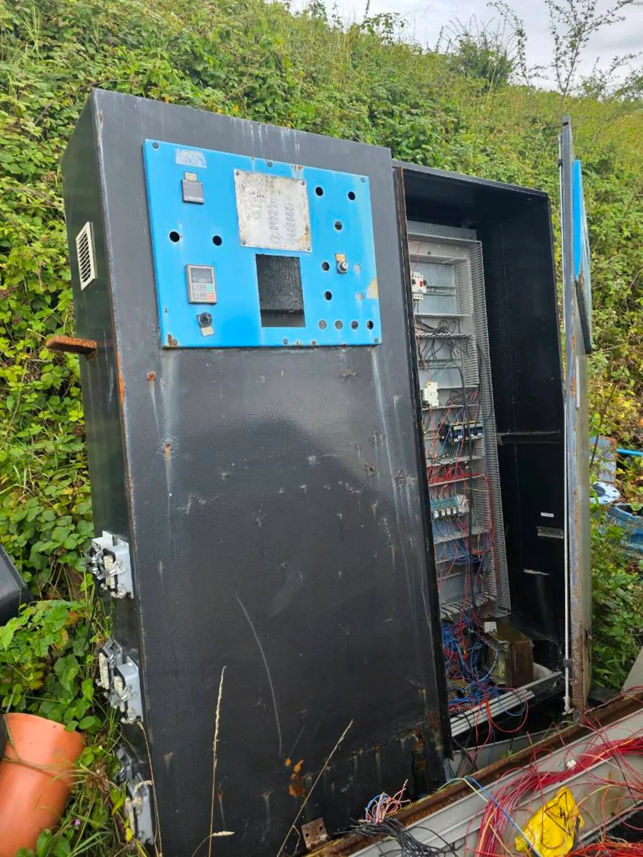 Large Electrical cabinets - Image 1