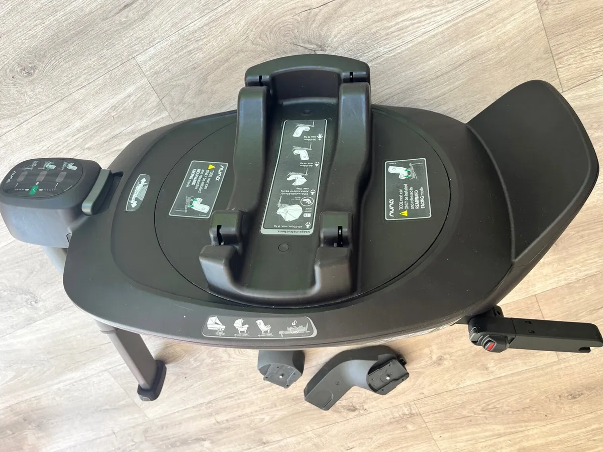 NUNA PIPA NEXT car seat & NUNA ISOFIX base - Image 2