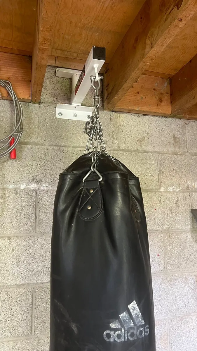 Boxing Bag, RDX bracket and RDX speed bag - Image 2