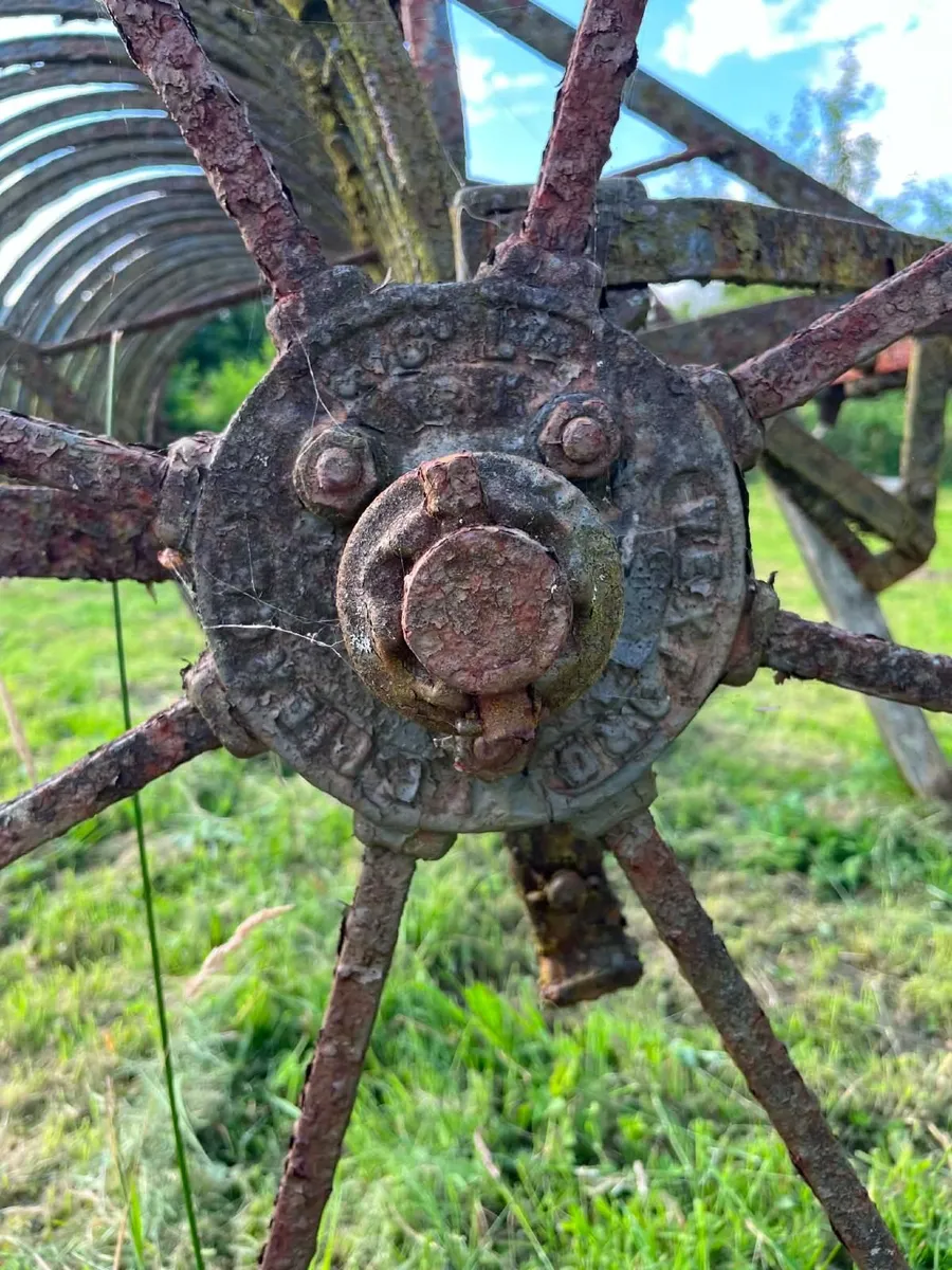 Antique Osborne Horse-Drawn Hay Rake - Image 4