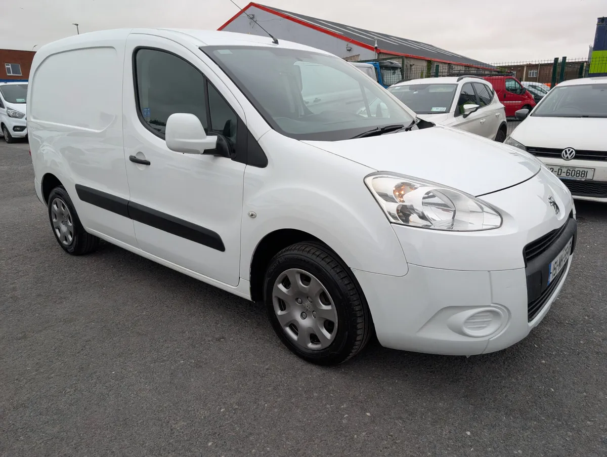 Peugeot Partner 3 seater test and tax - Image 1