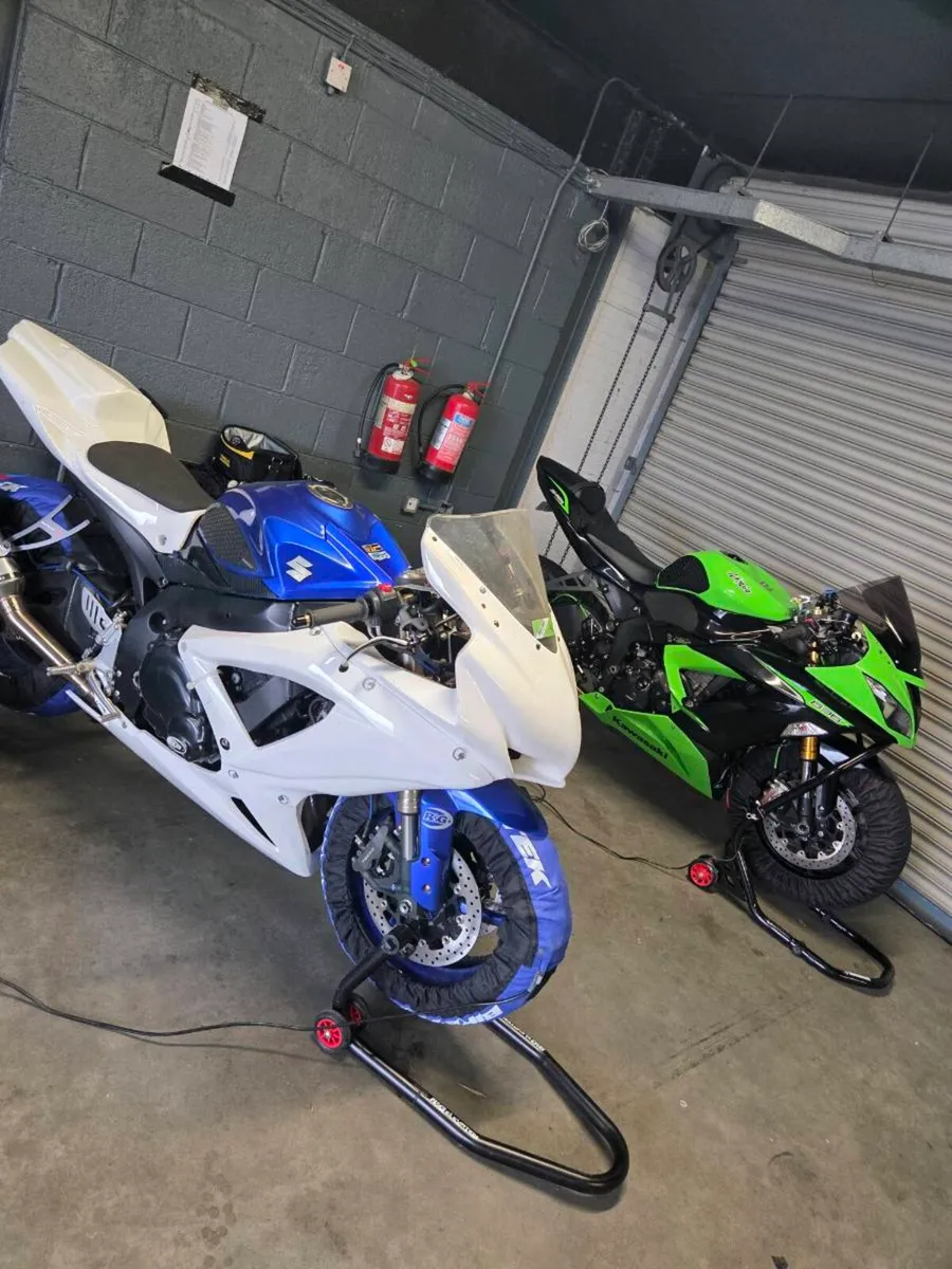 Suzuki gsxr 600 track bike - Image 1