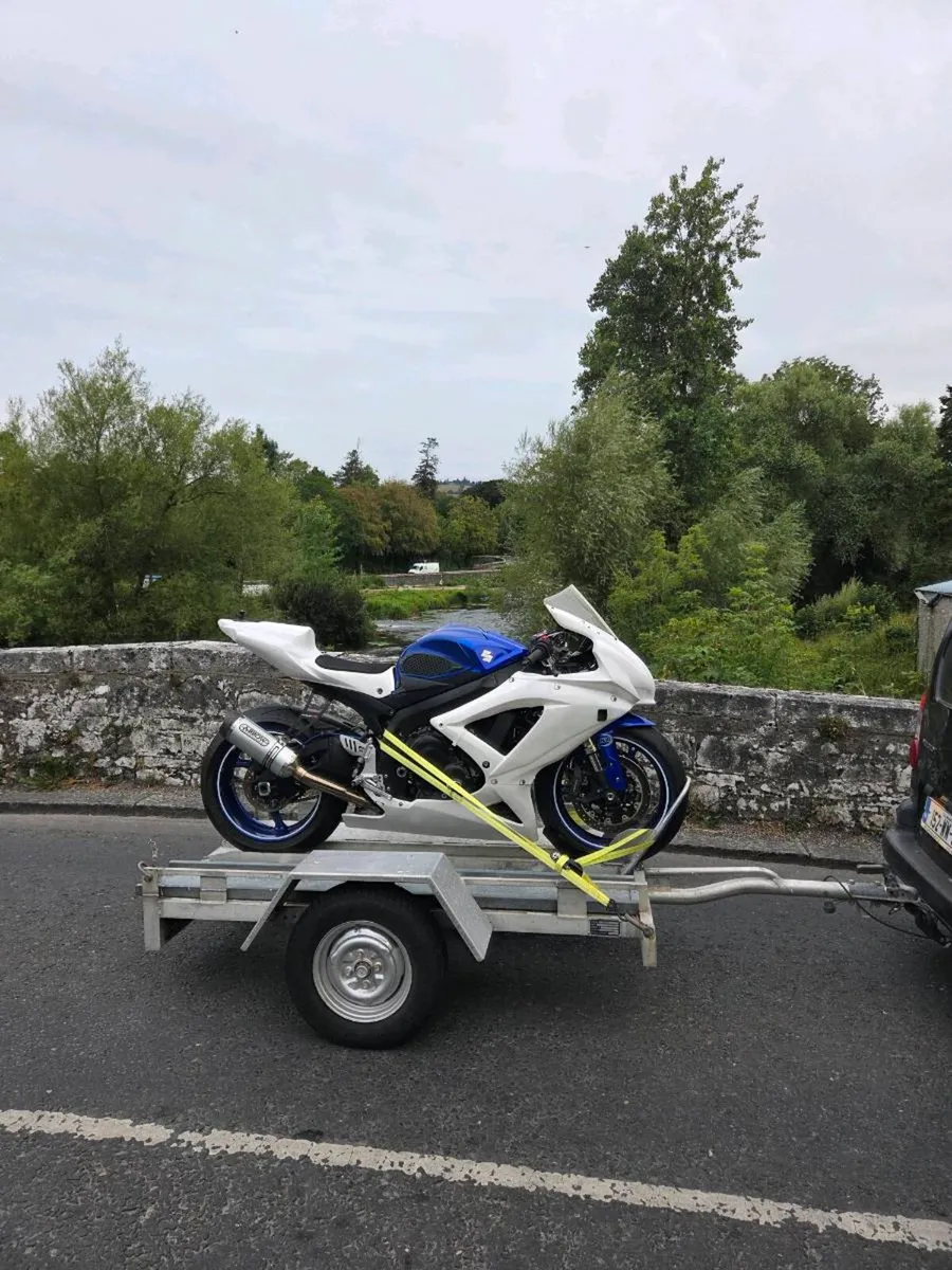 Suzuki gsxr 600 track bike - Image 2