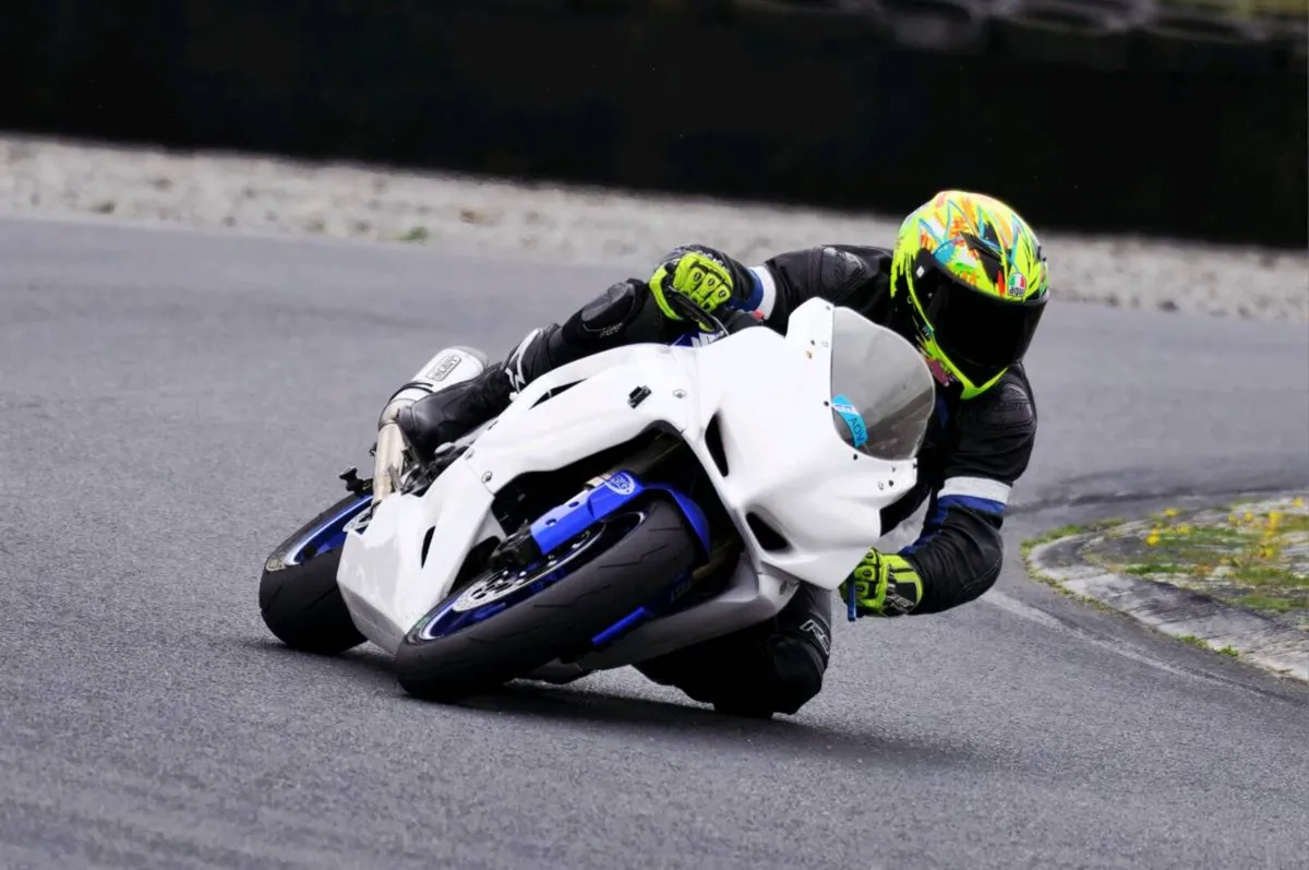 Suzuki gsxr 600 track bike - Image 4