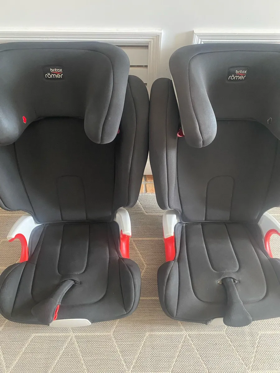 Car Seats & Boosters - Image 1