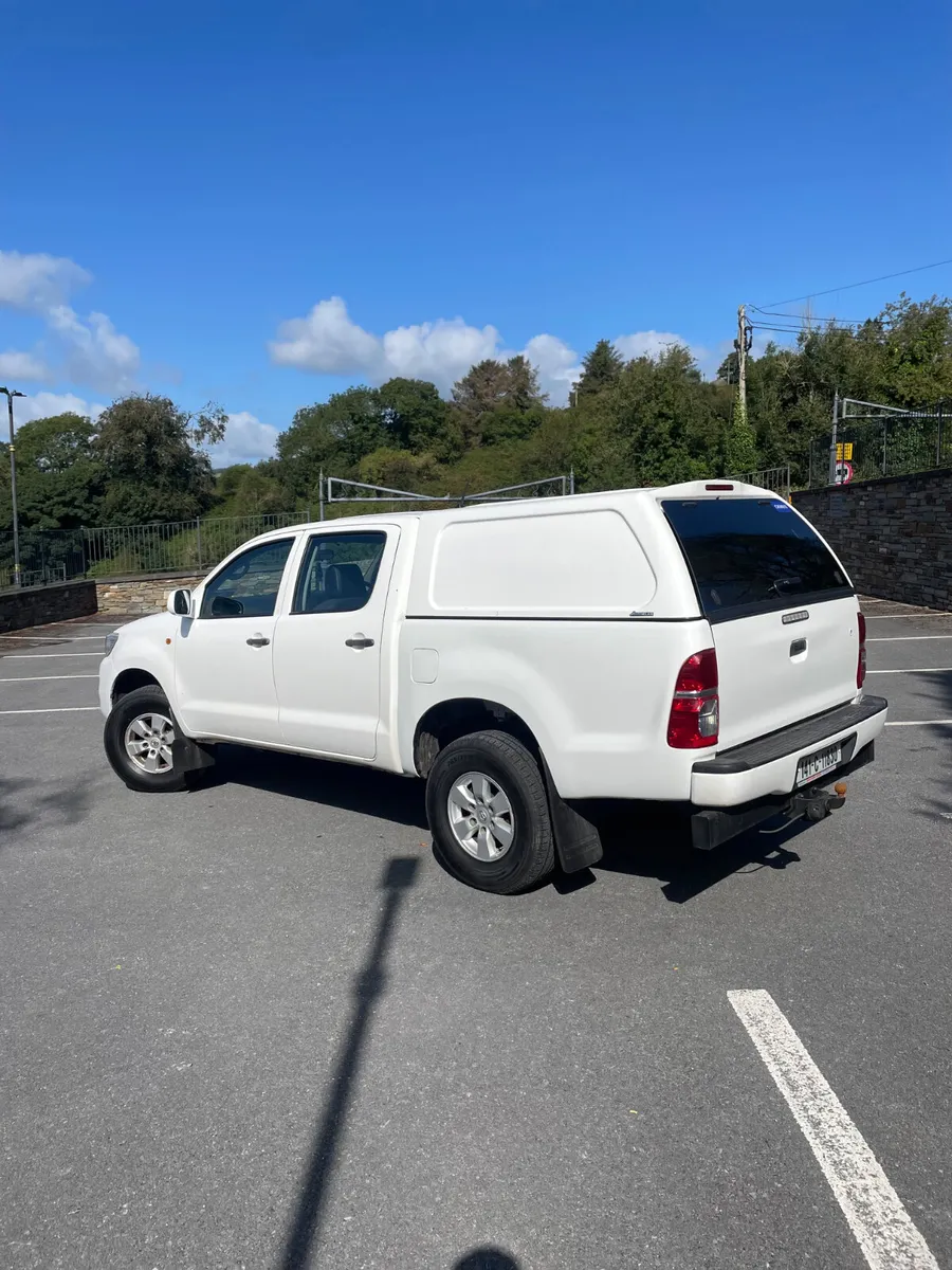 Toyota Hilux 2014 - Image 4