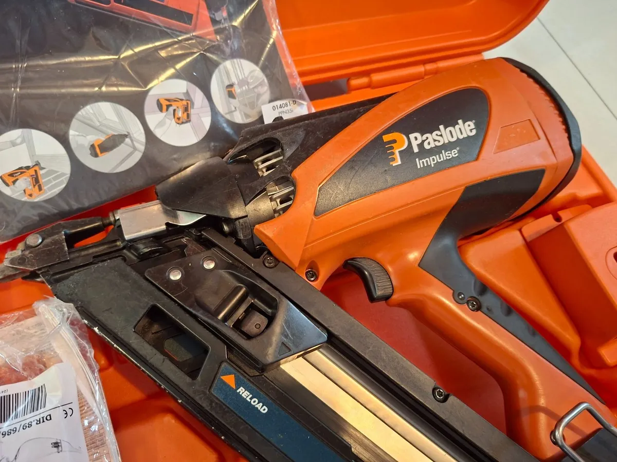 Paslode Impulse PPN35 Ni-MH Placement Nailer - Image 2