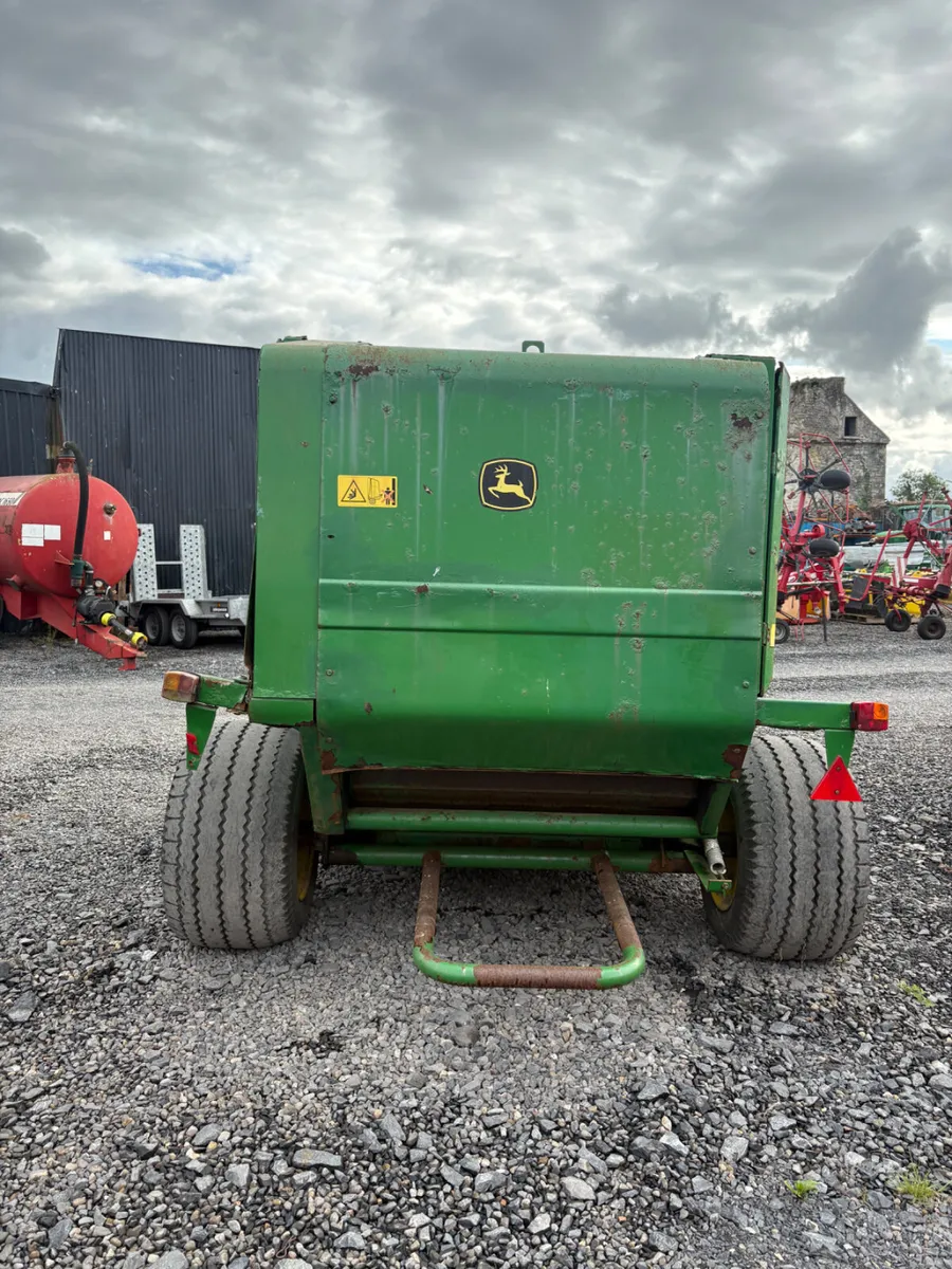 John Deere Round Bailer - Image 4