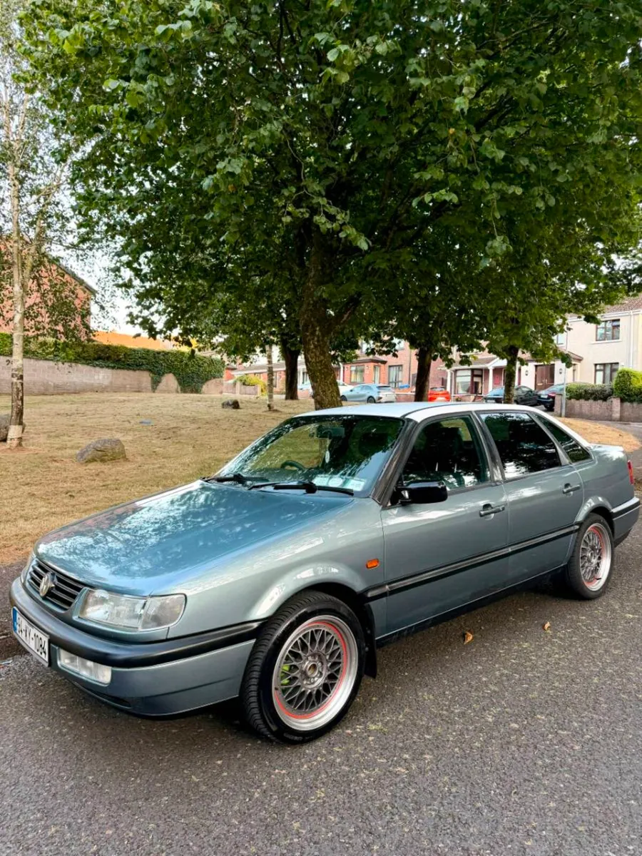 Vw PASSAT 1.9 TDI - Image 1