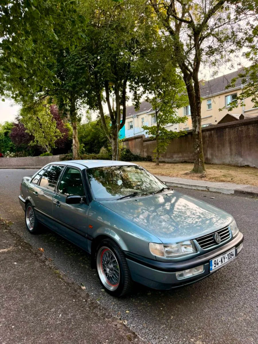 Vw PASSAT 1.9 TDI - Image 4