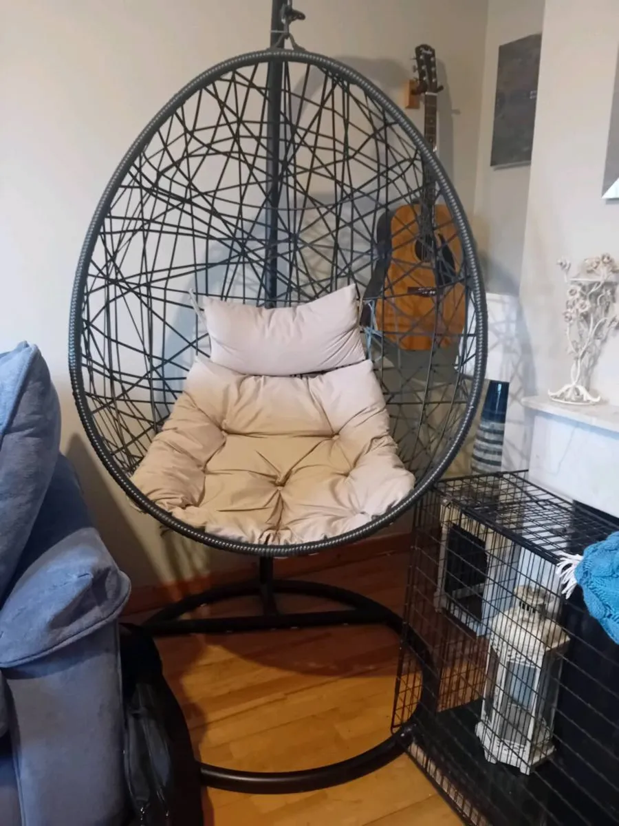 Chair. Swing Egg Chair - Image 1