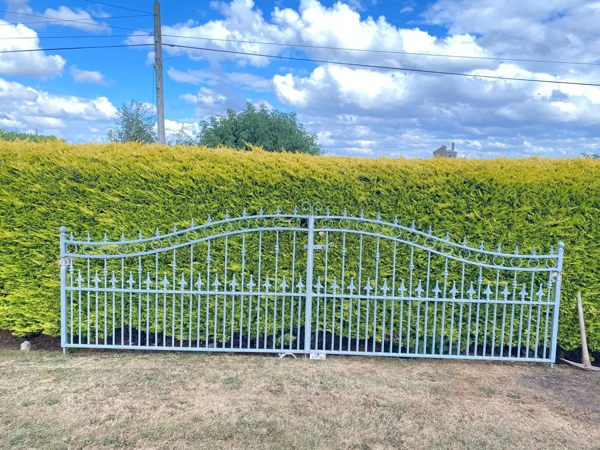 Galvanised Gates 15ft - Image 4