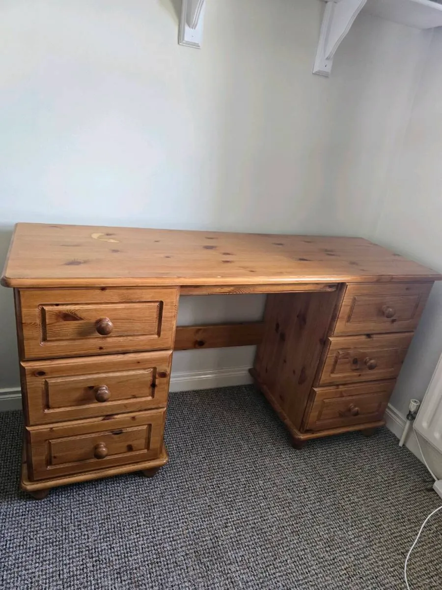 Dressing Table - Image 1