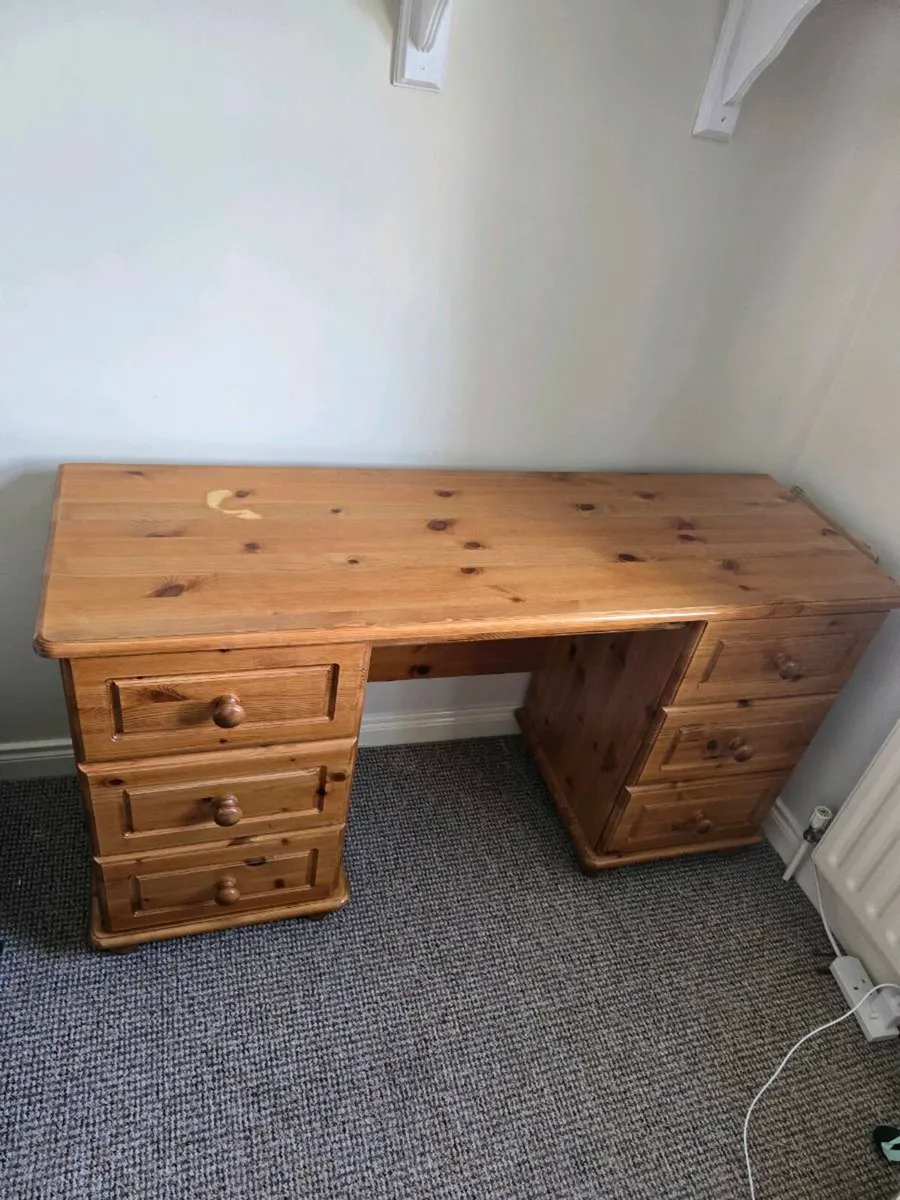 Dressing Table - Image 2