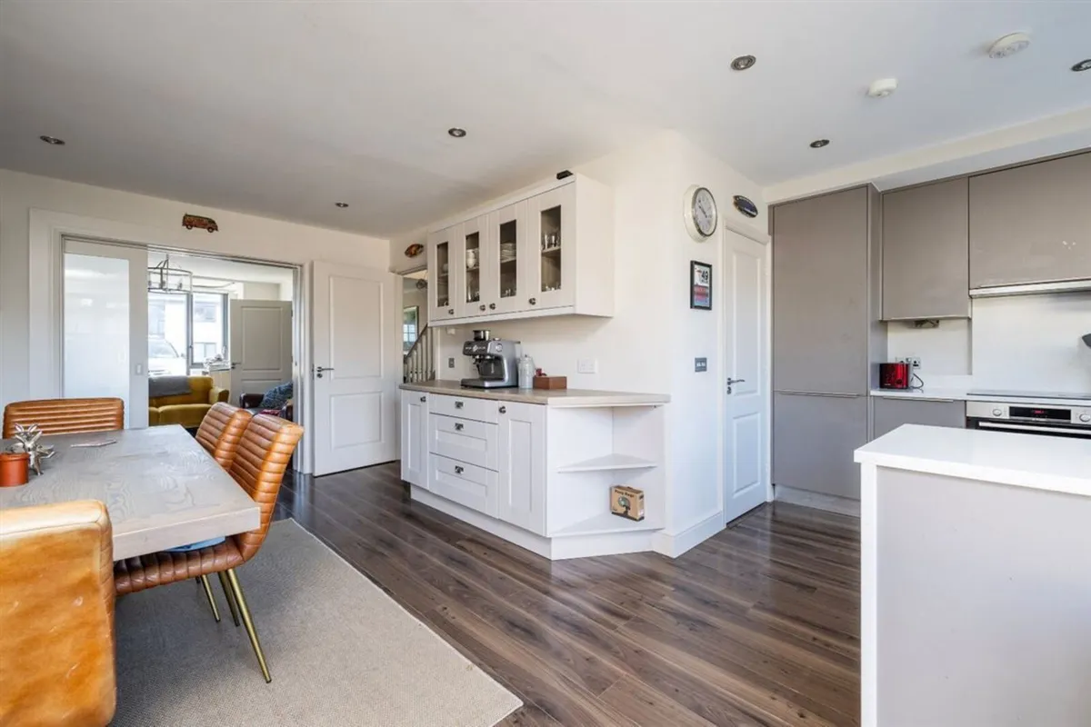 Kitchen - Image 2