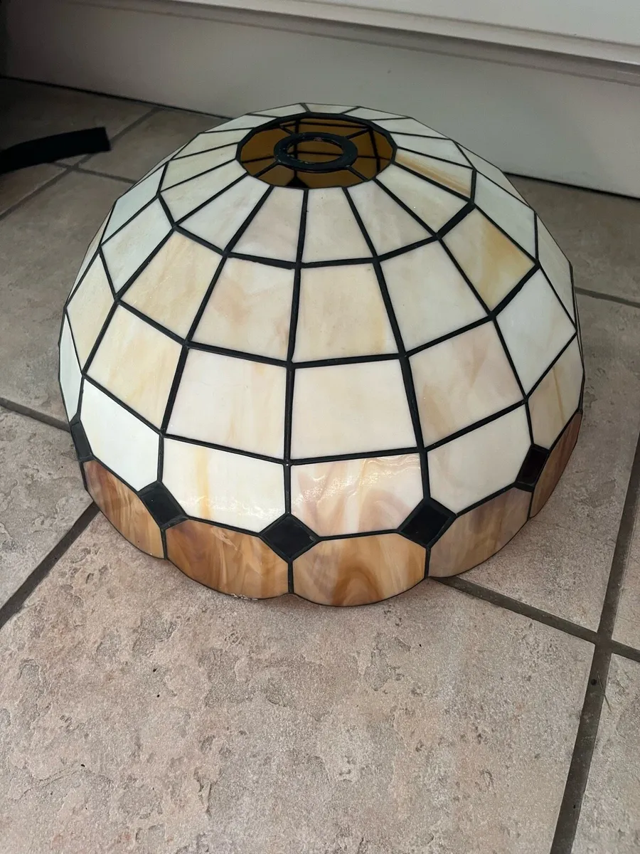 Vintage Tiffany-style stained glass lampshades - Image 4