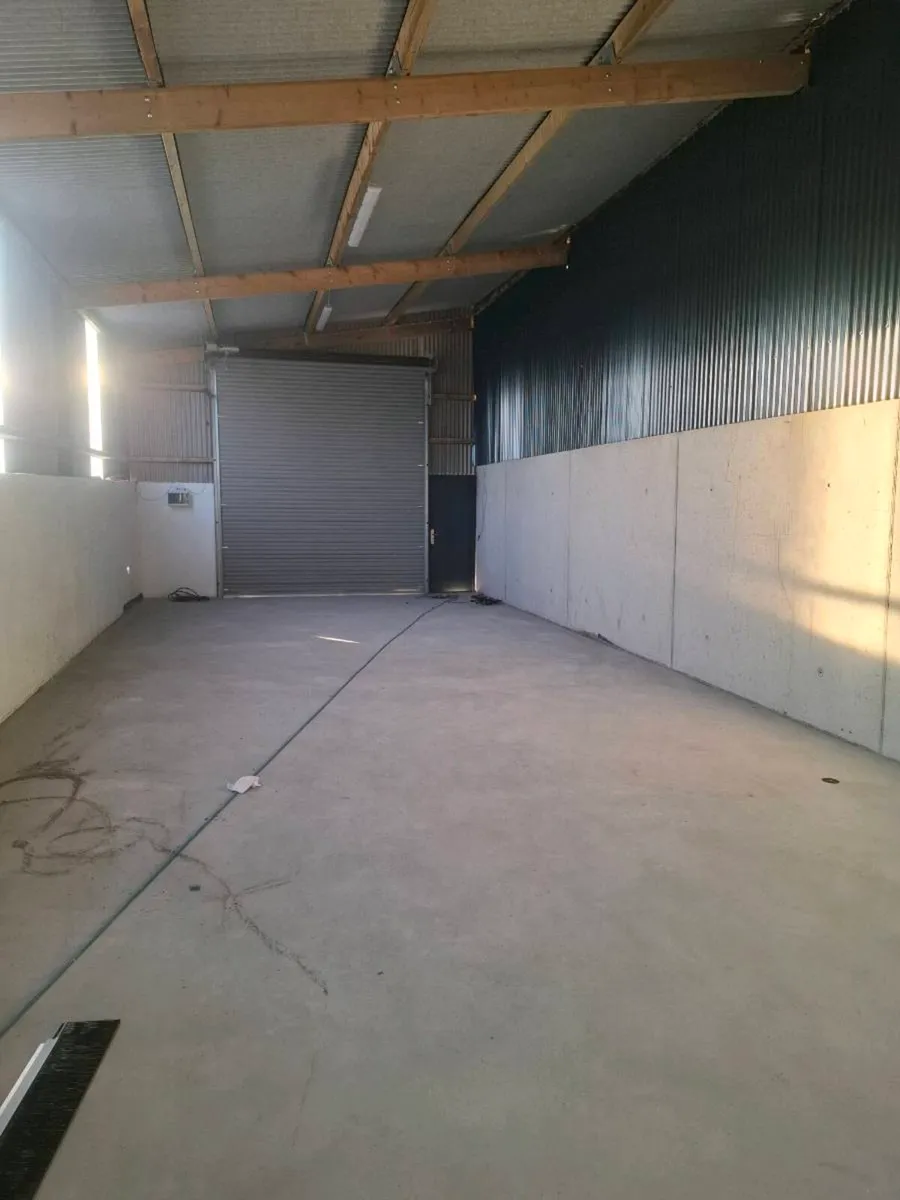 Storage unit - Image 1